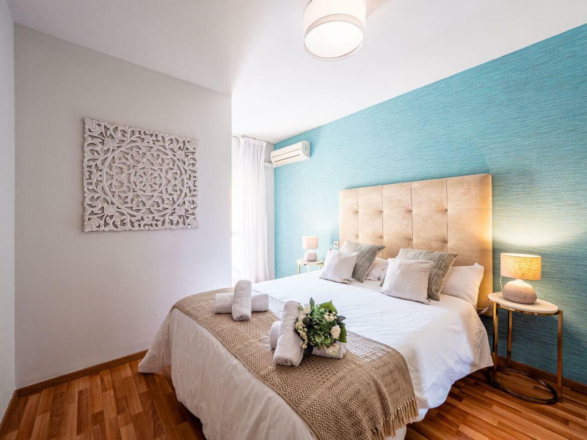 Malagueta Sunny Deluxe Apartment Malaga Exterior photo